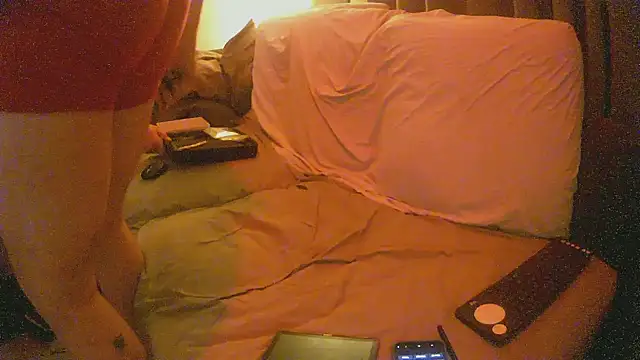 Snapshot of SONLUKE29 chatting on 10.31.25 SONLUKE29 online show from 10.31.25