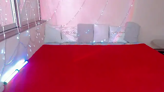 LizaSenri online show from 01.14.26