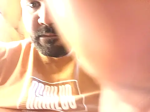 Snapshot of ListedLoin chatting on 01.31.25 ListedLoin online show from 01.31.25