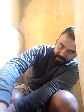 Snapshot of ListedLoin chatting on 02.03.25 ListedLoin online show from 02.03.25