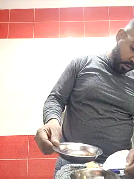 Snapshot of ListedLoin chatting on 02.22.25 ListedLoin online show from 02.22.25