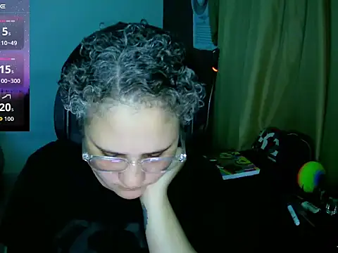 Snapshot of lolalicious_758 chatting on 10.11.25 lolalicious 758 online show from 10.11.25