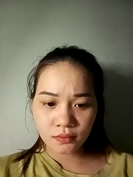 Ngoc-Trinh online show from 12.05.24