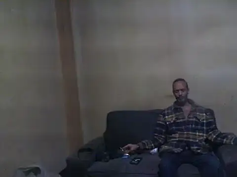 Snapshot of tomeliviathan chatting on 02.03.25 tomeliviathan online show from 02.03.25