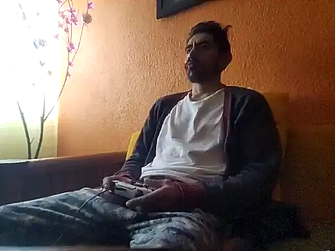 Angel Coronel online show from 12.11.24