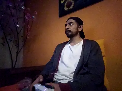 Angel Coronel online show from 12.12.24