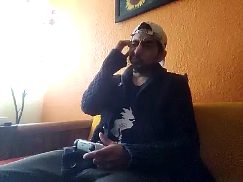 Angel Coronel online show from 01.11.25