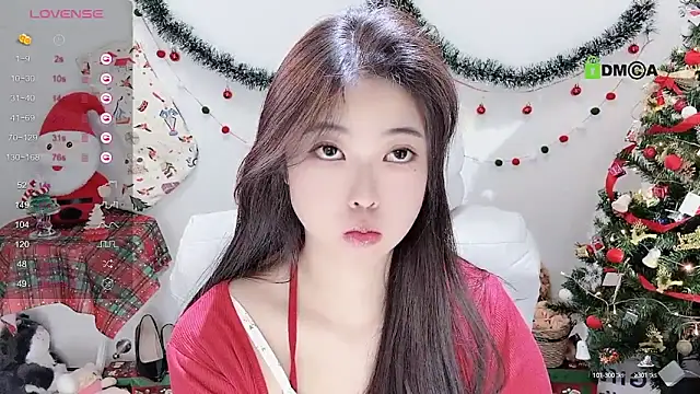 Snapshot of Ubela_7 chatting on 12.31.24 Ubela 7 online show from 12.31.24