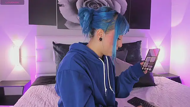 sofi bakerr online show from 10.11.25