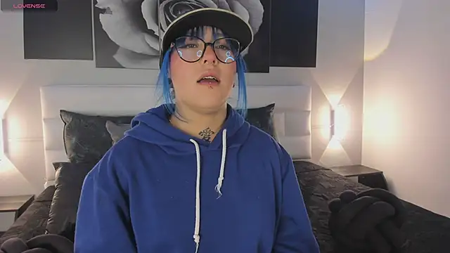 sofi bakerr online show from 11.03.25