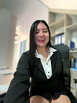 Snapshot of VAL_PRINCESS chatting on 11.05.25 VAL PRINCESS online show from 11.05.25