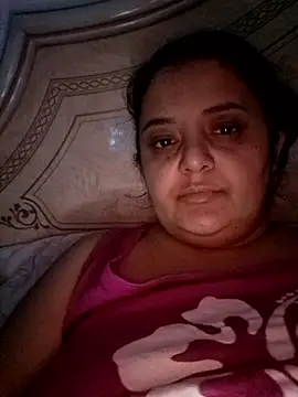 Snapshot of sarahhh1987 chatting on 01.08.26 sarahhh1987 online show from 01.08.26