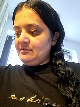 Snapshot of sarahhh1987 chatting on 01.11.26 sarahhh1987 online show from 01.11.26