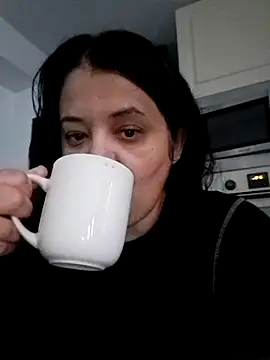 Snapshot of sarahhh1987 chatting on 02.27.26 sarahhh1987 online show from 02.27.26