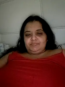 Snapshot of sarahhh1987 chatting on 03.03.26 sarahhh1987 online show from 03.03.26