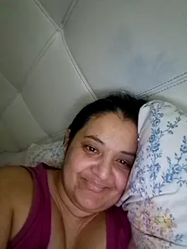 Snapshot of sarahhh1987 chatting on 03.14.26 sarahhh1987 online show from 03.14.26