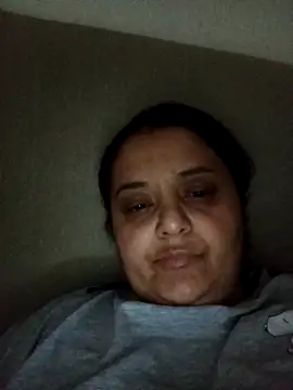 Snapshot of sarahhh1987 chatting on 04.14.26 sarahhh1987 online show from 04.14.26