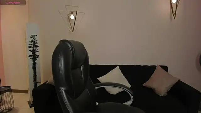 AliceHarper  online show from 03.30.26