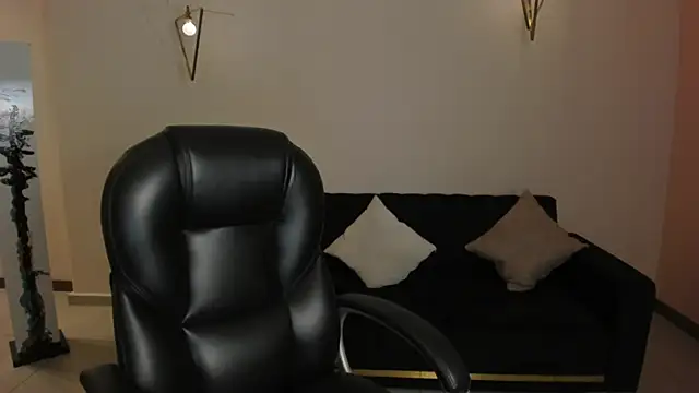 AliceHarper  online show from 04.01.26