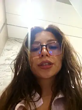 mmmVirginia online show from 12.17.25