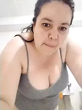 lunanataly online show from 01.15.25