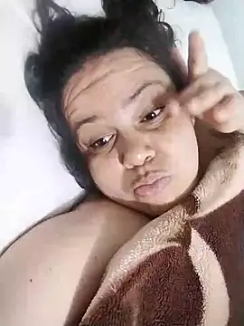 lunanataly online show from 11.25.25