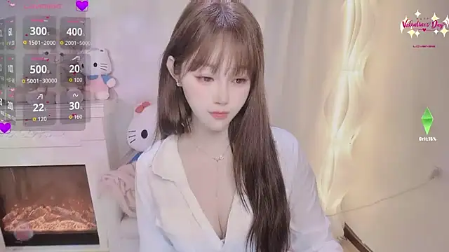 Snapshot of Kiss-18 chatting on 12.20.25 Kiss-18 online show from 12.20.25