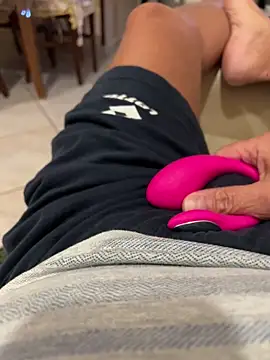 Snapshot of Teloficco chatting on 10.01.25 Teloficco online show from 10.01.25