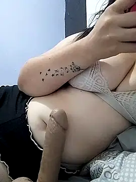 Snapshot of carol_m0 chatting on 12.07.24 carol m0 online show from 12.07.24