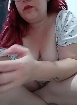 Snapshot of carol_m0 chatting on 10.10.25 carol m0 online show from 10.10.25