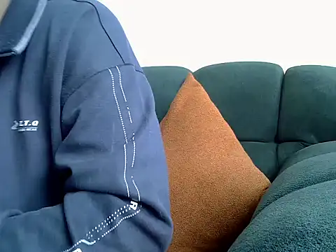 NATASHA LUCKY online show from 04.15.26