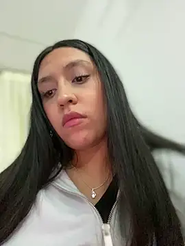 Snapshot of Salome_golvert chatting on 01.15.25 Salome golvert online show from 01.15.25