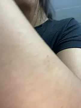 Snapshot of Salome_golvert chatting on 03.11.25 Salome golvert online show from 03.11.25