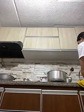 Snapshot of Salome_golvert chatting on 03.18.25 Salome golvert online show from 03.18.25