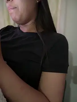 Snapshot of Salome_golvert chatting on 10.24.25 Salome golvert online show from 10.24.25