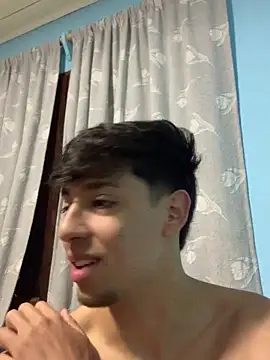 Snapshot of Malditofierro chatting on 11.10.25 Malditofierro online show from 11.10.25