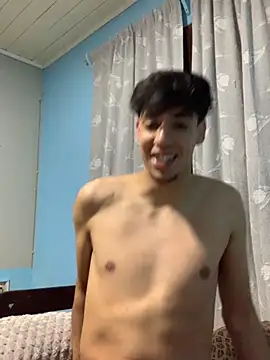 Snapshot of Malditofierro chatting on 11.12.25 Malditofierro online show from 11.12.25