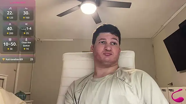 Snapshot of Lorenzo_hernandez chatting on 10.01.25 Lorenzo hernandez online show from 10.01.25