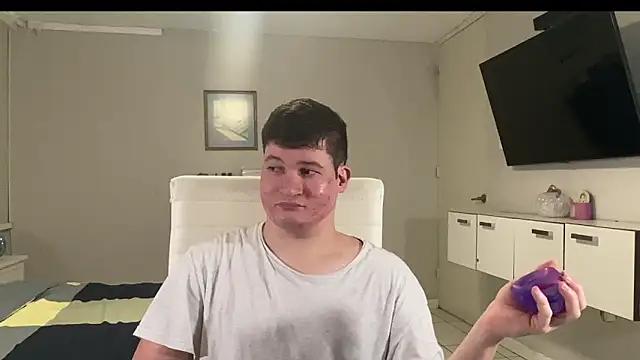 Snapshot of Lorenzo_hernandez chatting on 11.12.25 Lorenzo hernandez online show from 11.12.25