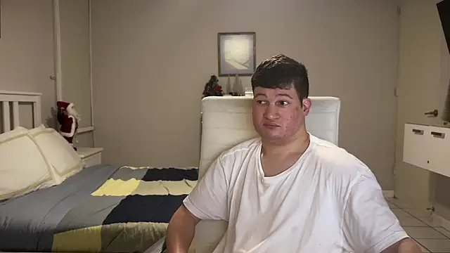 Snapshot of Lorenzo_hernandez chatting on 11.20.25 Lorenzo hernandez online show from 11.20.25