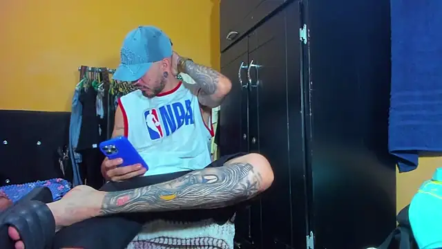 Snapshot of smoker445 chatting on 02.11.26 smoker445 online show from 02.11.26