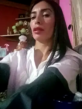 Snapshot of Chicavixy chatting on 03.15.25 Chicavixy online show from 03.15.25