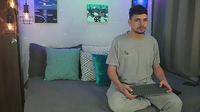 Cleoanubis- online show from 11.10.25