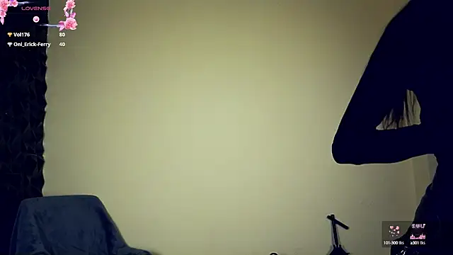 Snapshot of Finibondi chatting on 01.11.25 Finibondi online show from 01.11.25