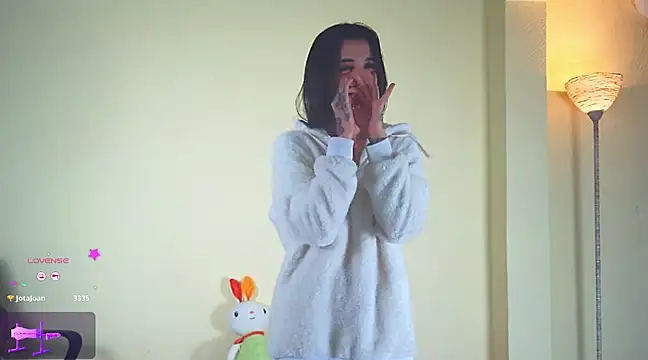 Snapshot of Finibondi chatting on 03.15.25 Finibondi online show from 03.15.25