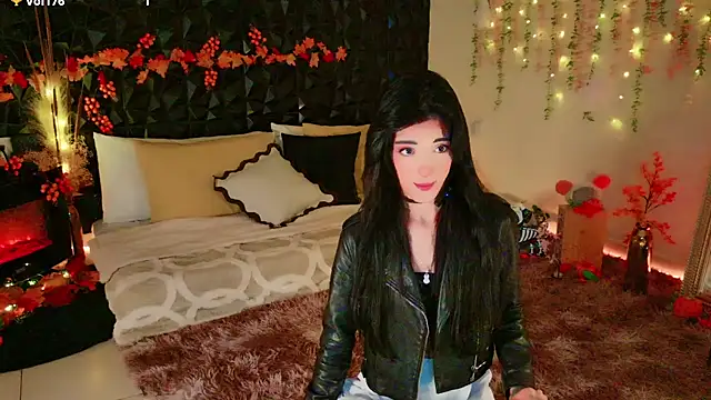 Snapshot of Finibondi chatting on 11.09.25 Finibondi online show from 11.09.25