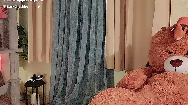 Snapshot of Finibondi chatting on 03.24.26 Finibondi online show from 03.24.26