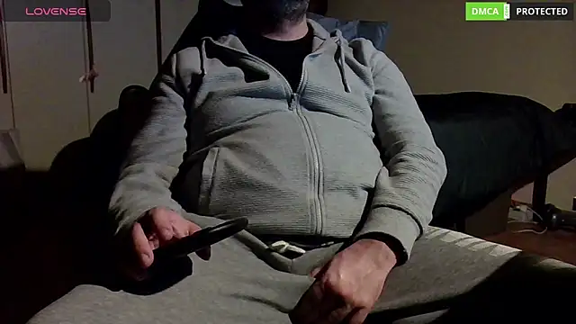 Snapshot of MultiOrgasmicLover chatting on 12.30.24 MultiOrgasmicLover online show from 12.30.24