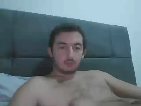 laynufff online show from 11.13.25