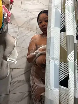 Snapshot of 1BeautyN1Beast chatting on 12.07.24 1BeautyN1Beast online show from 12.07.24